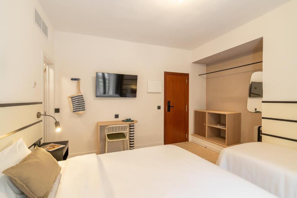 Photo of Bedroom in Lloret Town Center