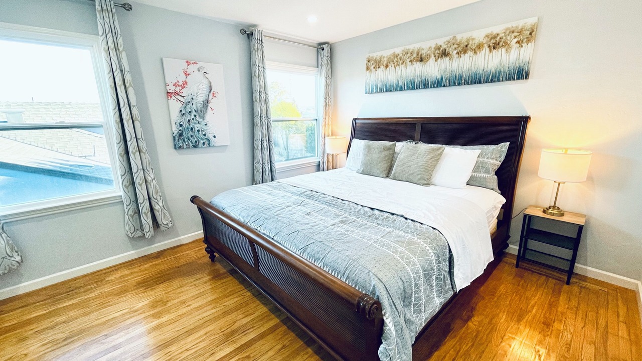 Photo of Bedroom in Central San Mateo