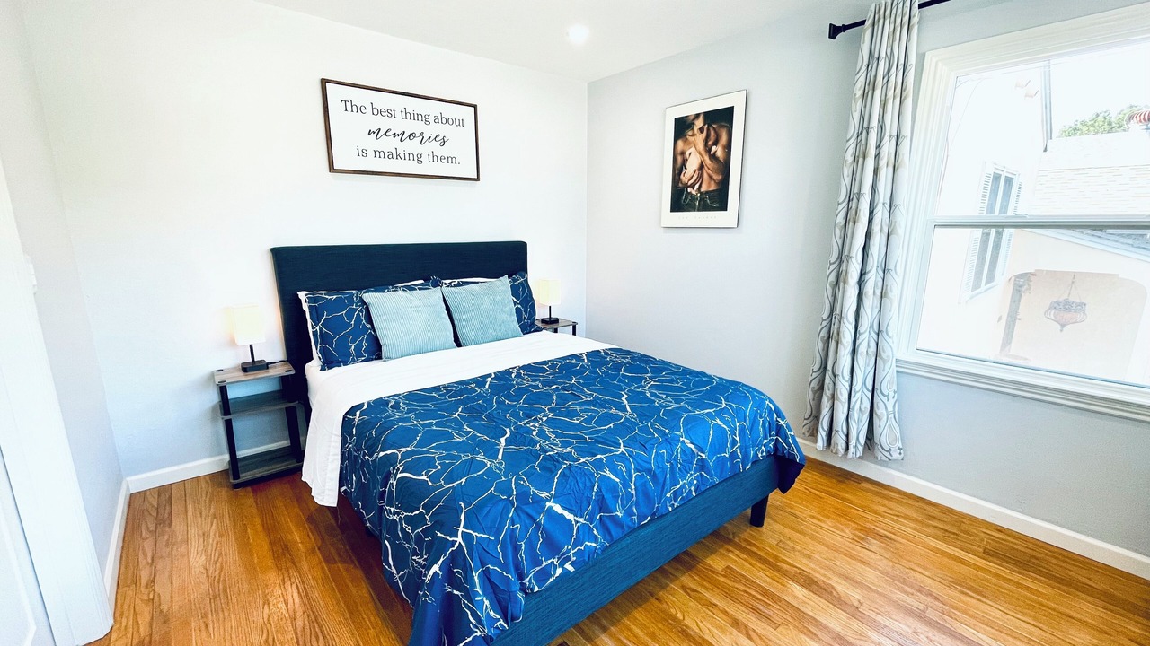Photo of Bedroom in Central San Mateo