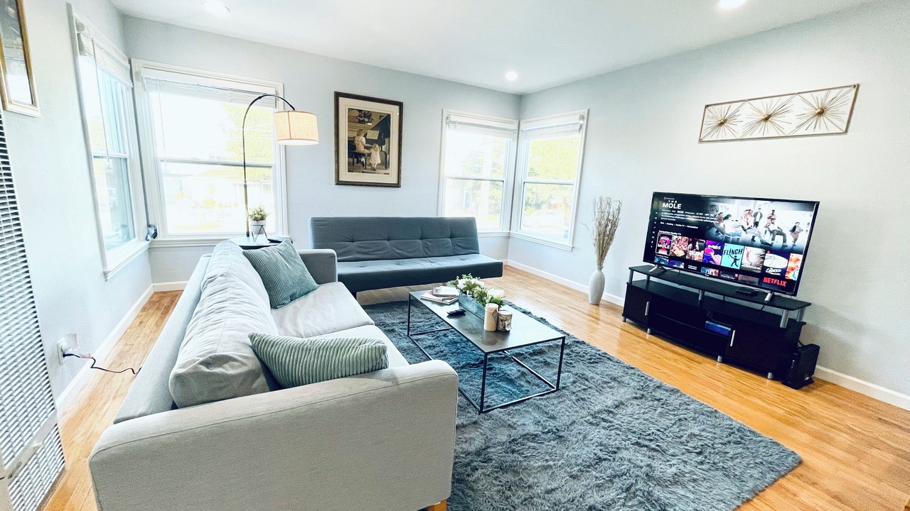 Photo of Livingroom in Central San Mateo