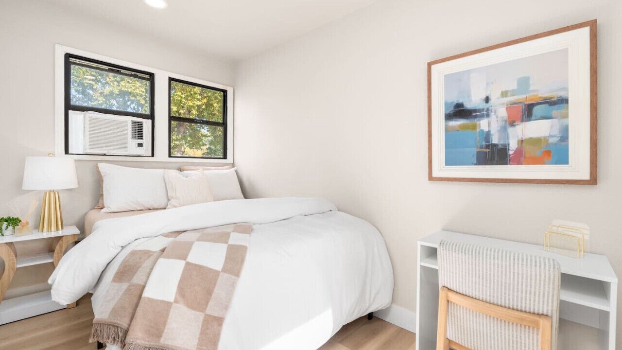 Photo of Bedroom in Lodi