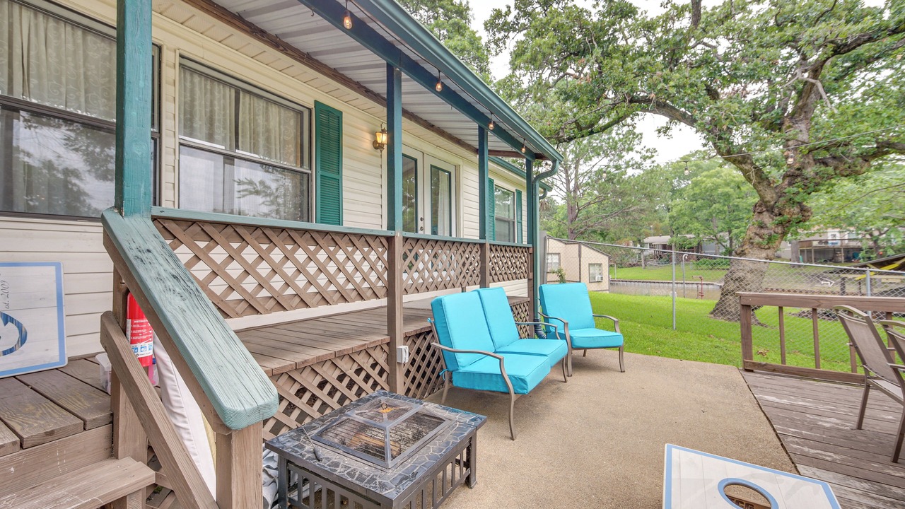 Photo of Patio Balcony in Gun Barrel City