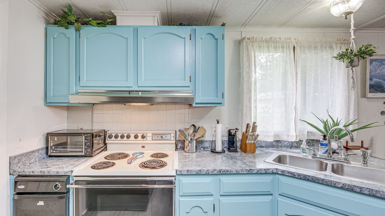 Photo of Kitchen in Gun Barrel City