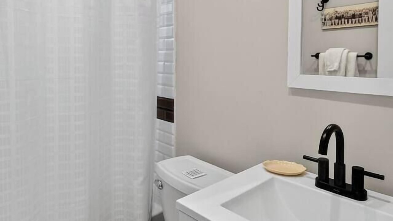 Photo of Bathroom in Belle Vista