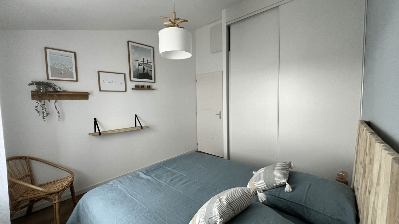 Photo of Bedroom in LʼIle-dʼOlonne