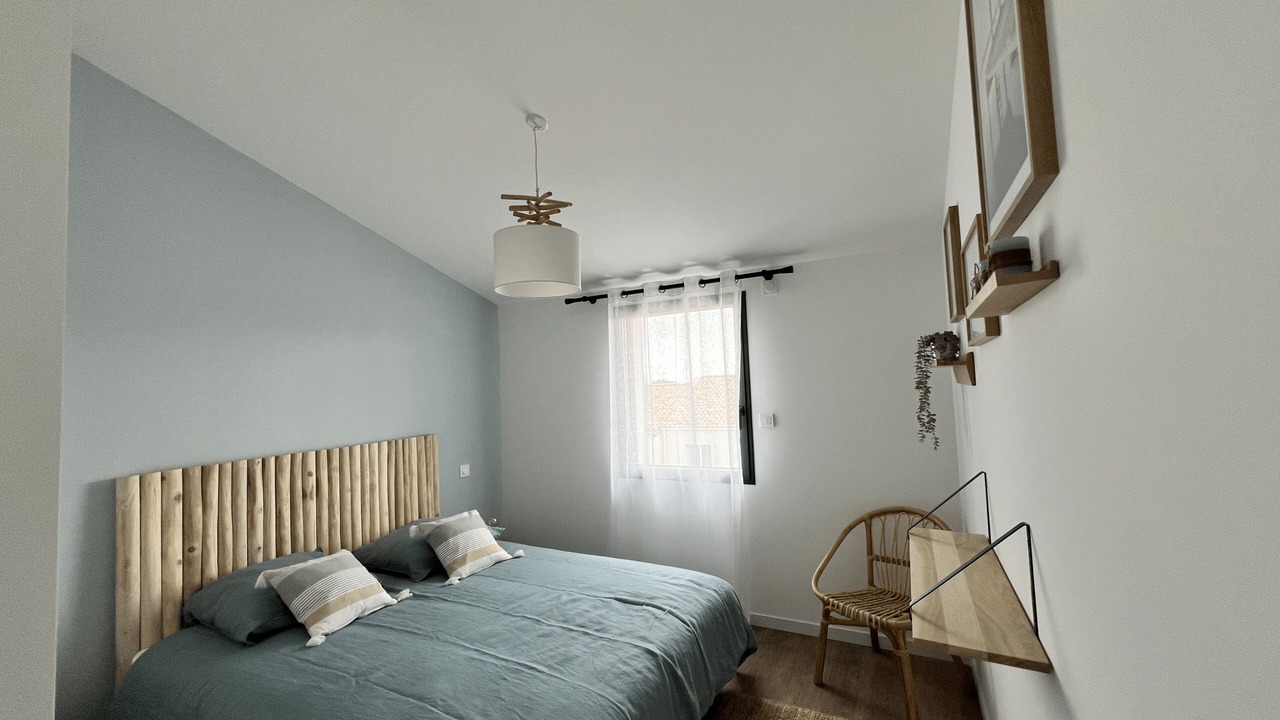 Photo of Bedroom in LʼIle-dʼOlonne