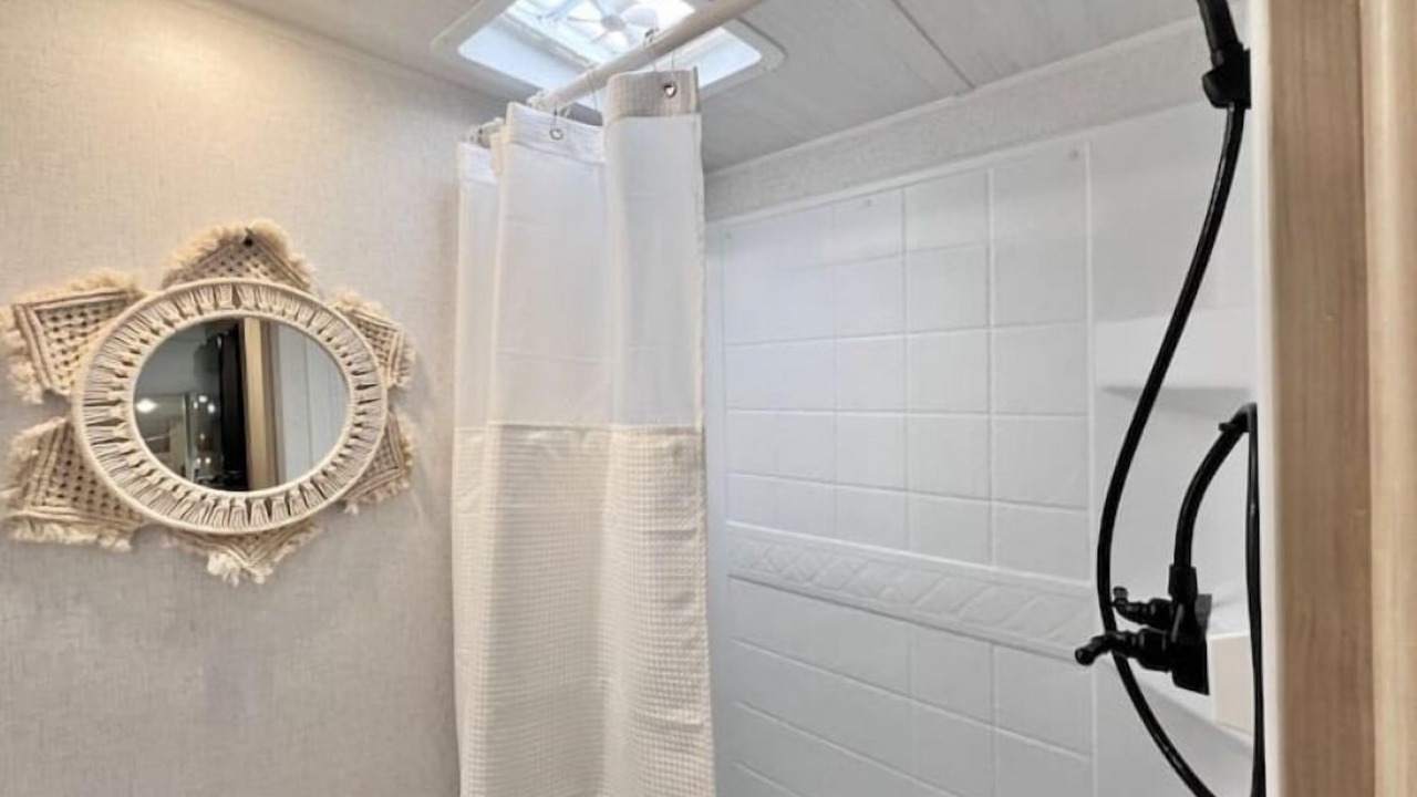 Photo of Bathroom in Holly Ridge