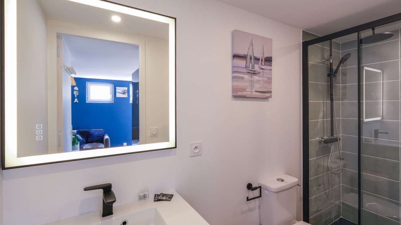 Photo of Bathroom in Saint-Nazaire