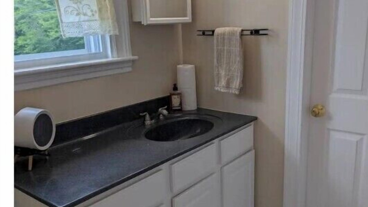 Photo of Bathroom in Pine Point