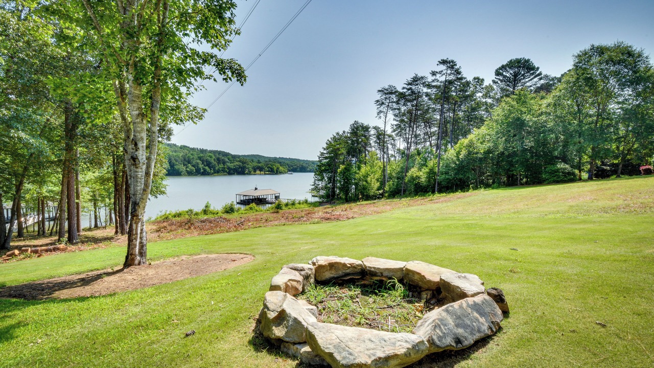 Photo of Outdoor in Toccoa