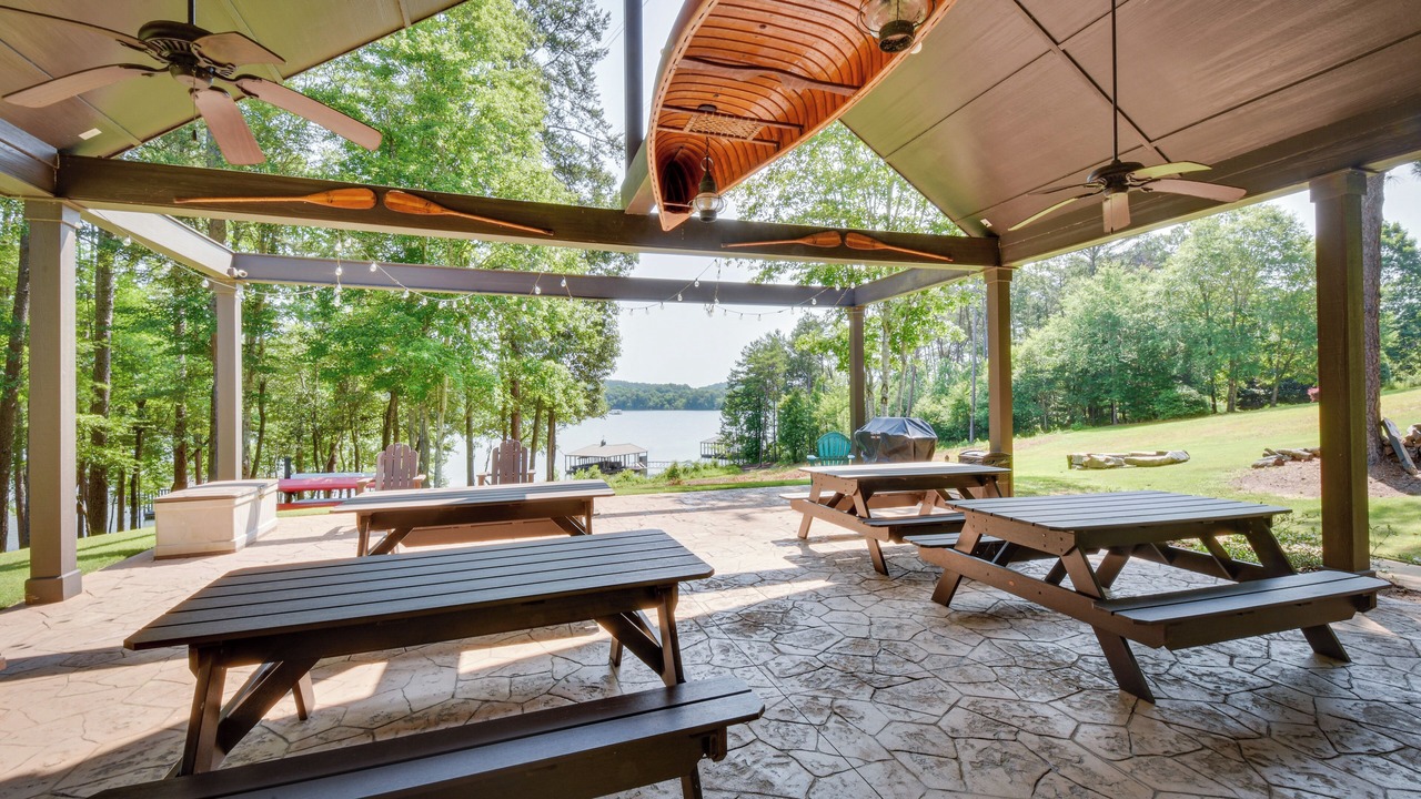 Photo of Outdoor in Toccoa