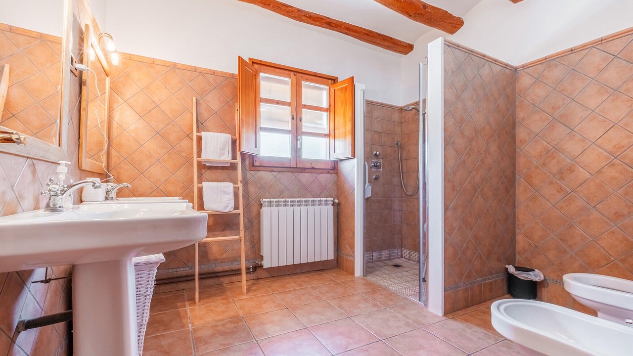 Photo of Bathroom in Font-Rubi