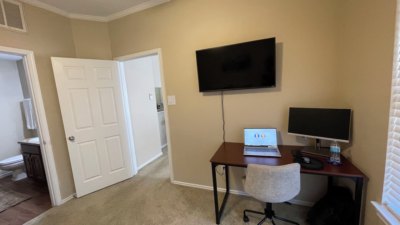 Photo of Bedroom in Valley Ranch