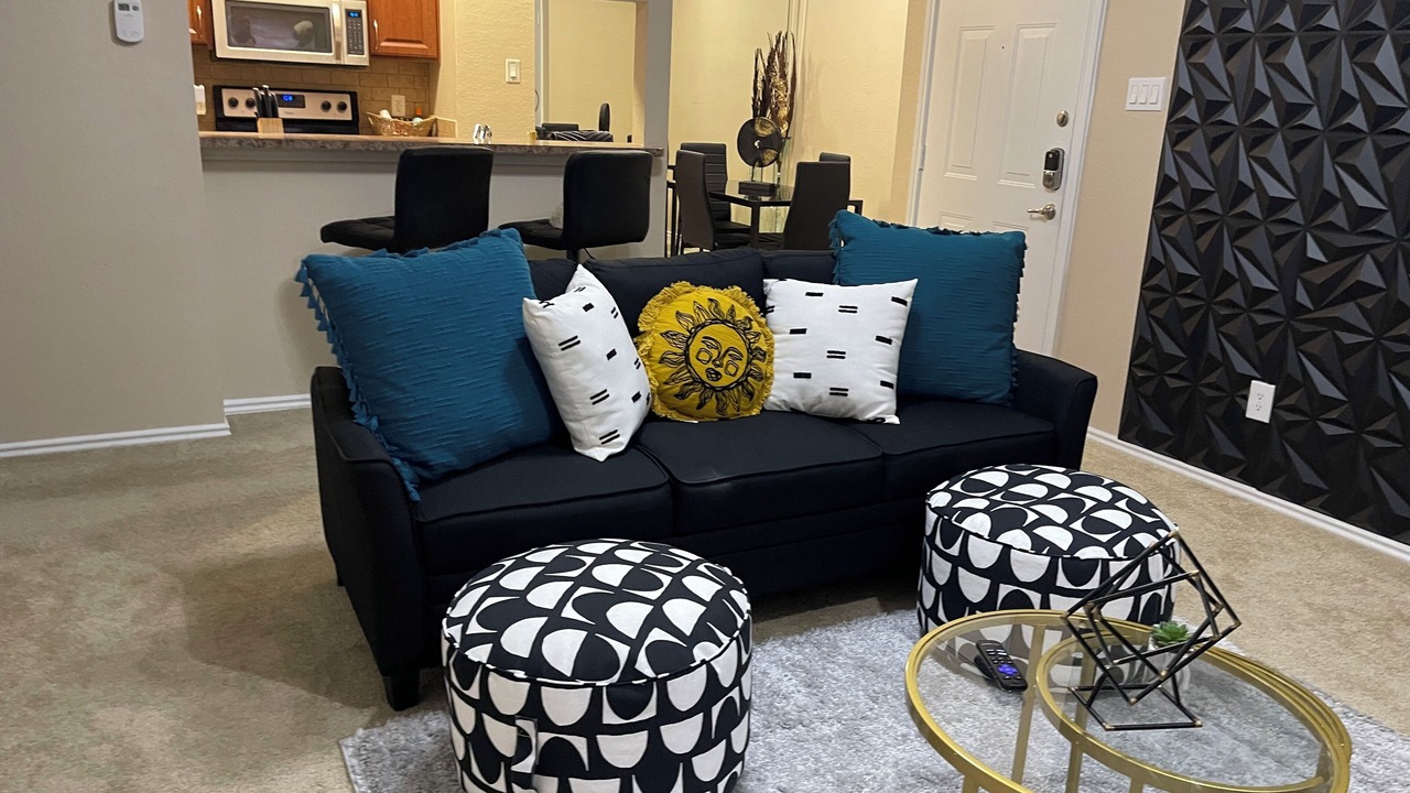 Photo of Livingroom in Valley Ranch