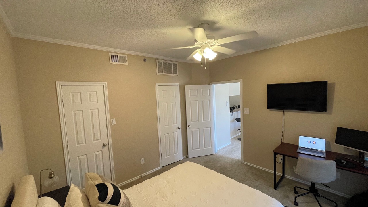 Photo of Bedroom in Valley Ranch