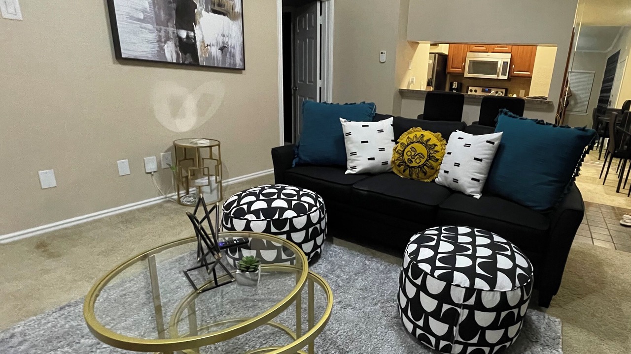 Photo of Livingroom in Valley Ranch