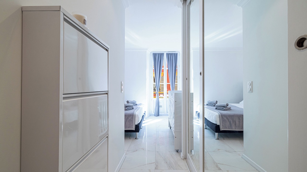 Photo of Bedroom in Jean-Medecin