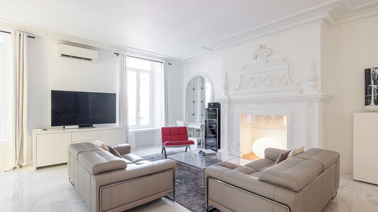 Photo of Livingroom in Jean-Medecin