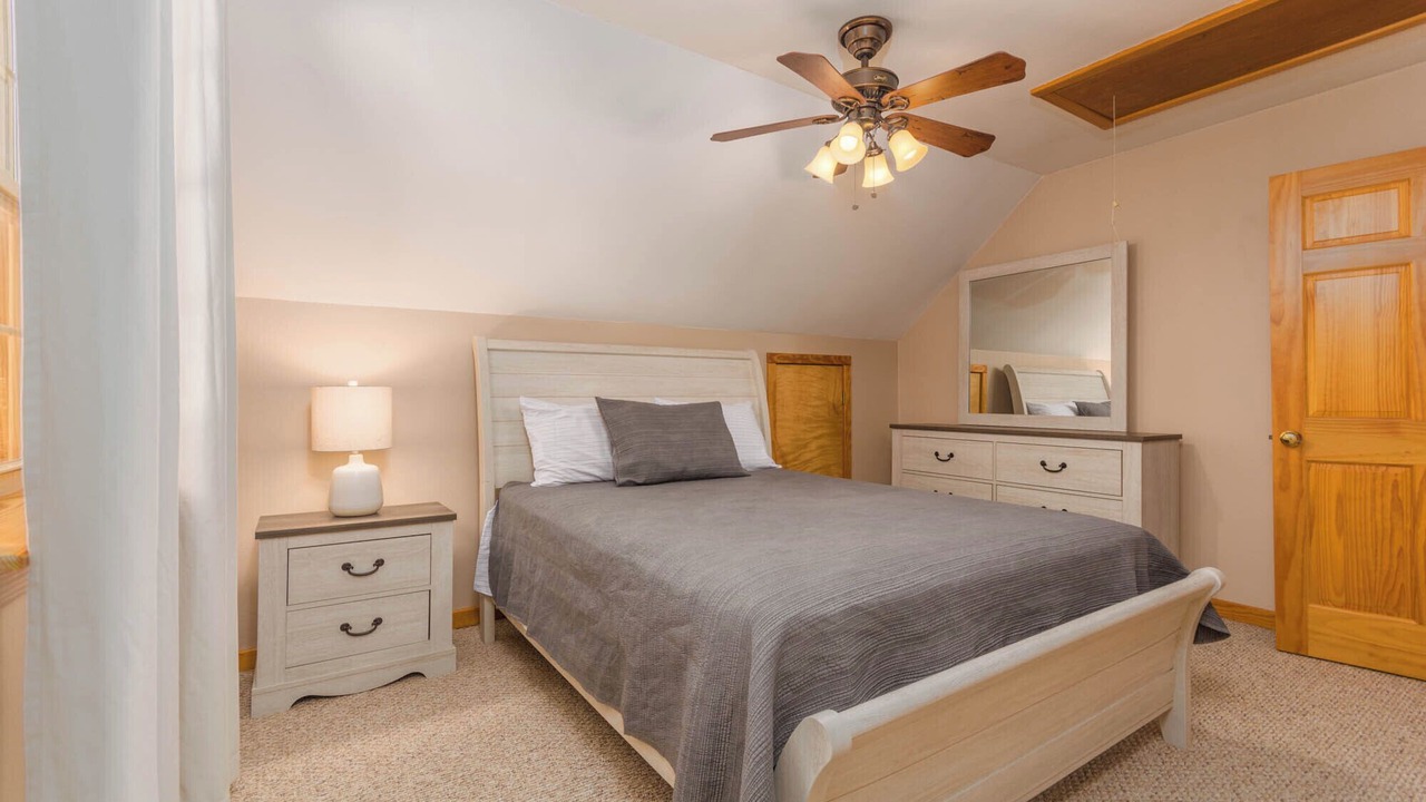 Photo of Bedroom in Greers Ferry
