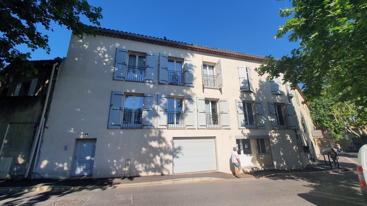 Photo of Outdoor in Lambesc