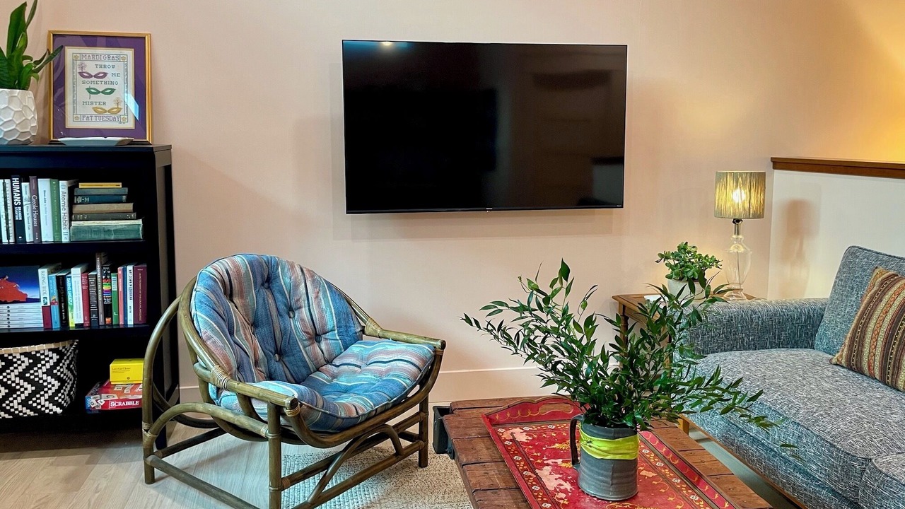 Photo of Livingroom in Downtown