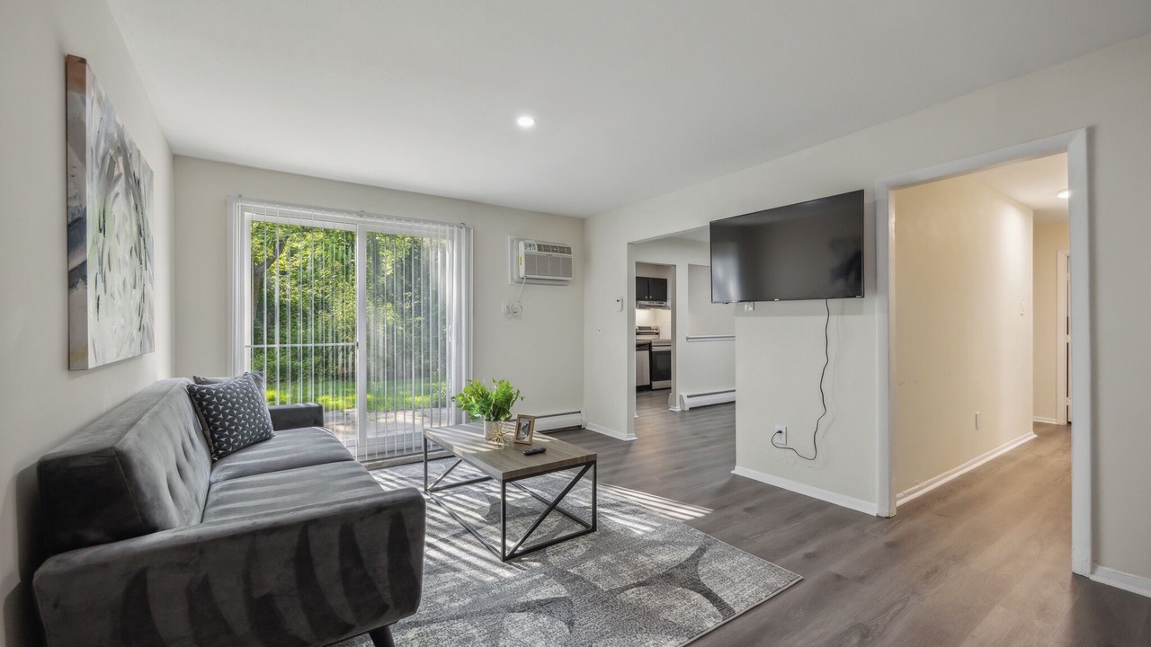 Photo of Livingroom in Newark