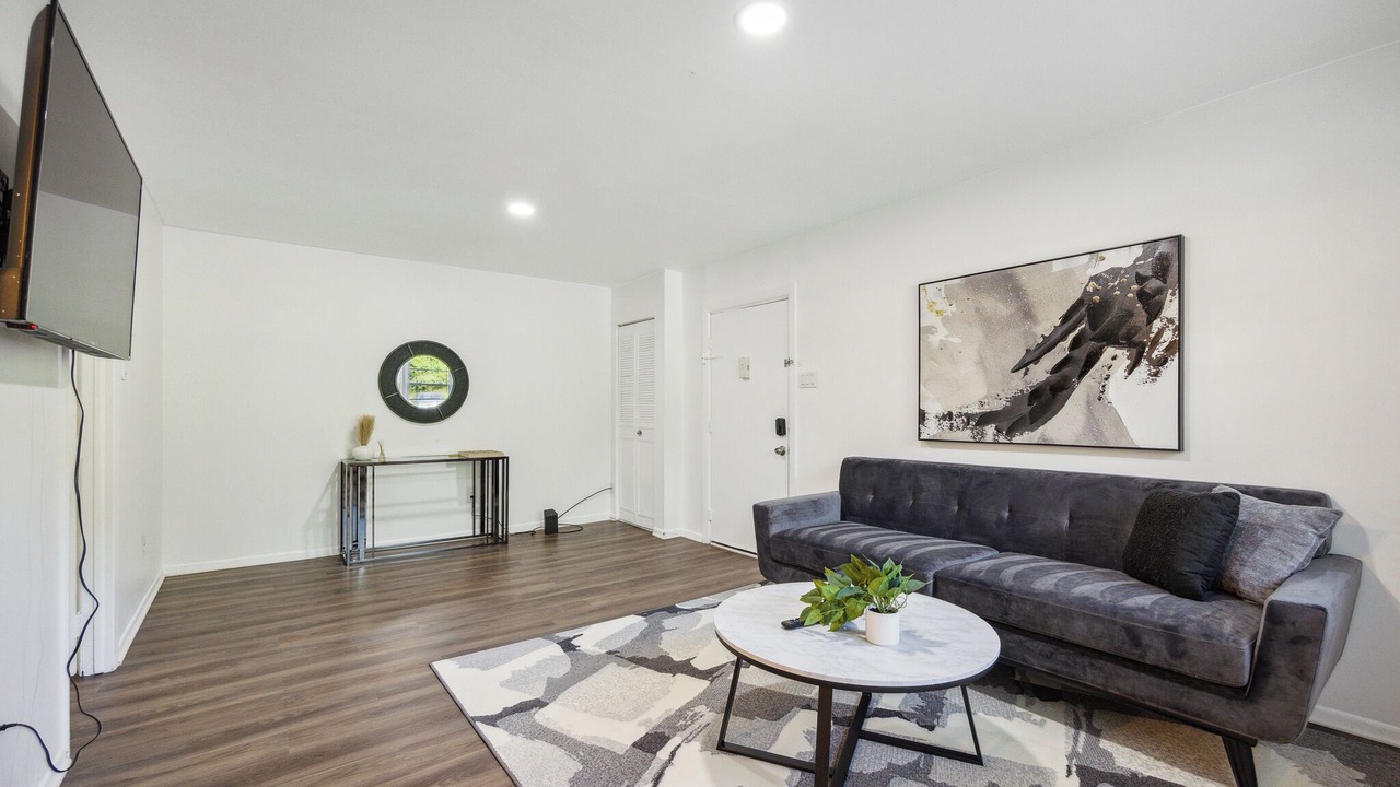 Photo of Livingroom in Newark