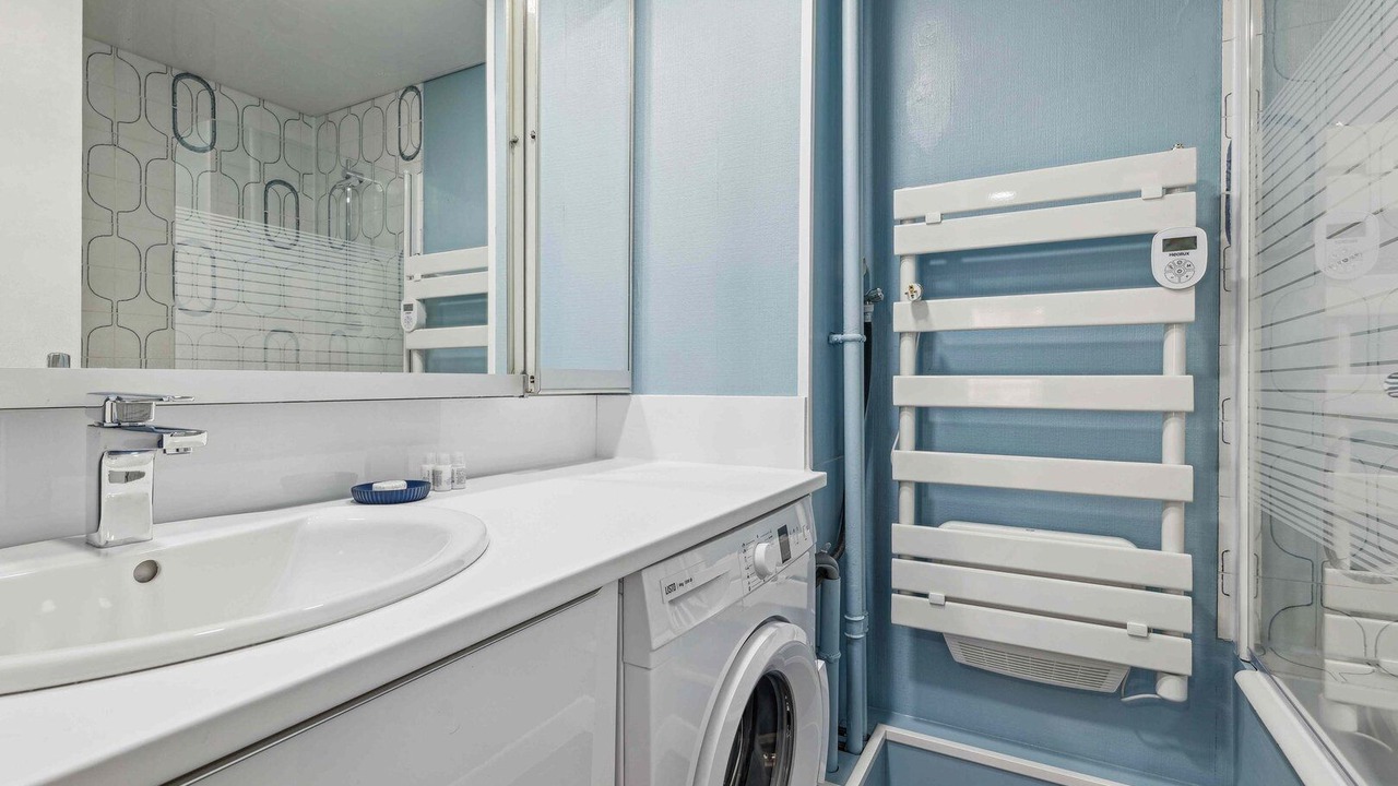 Photo of Bathroom in Quartier de la Chapelle