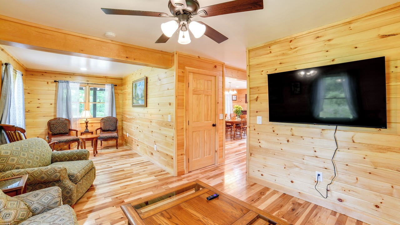 Photo of Livingroom in Mount Upton