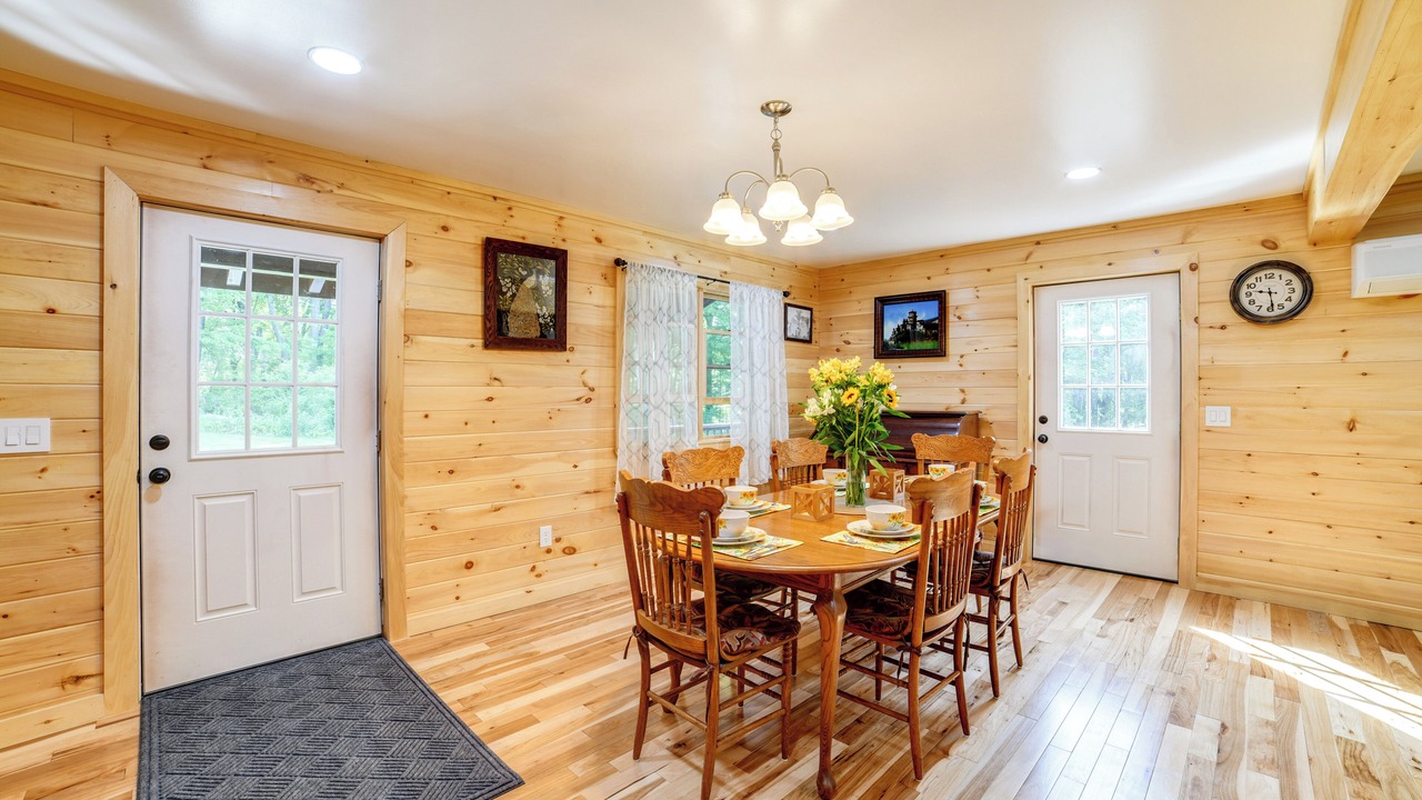 Photo of Others in Mount Upton