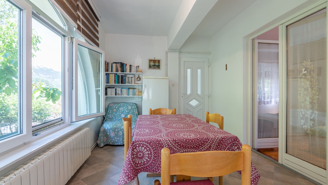 Photo of Livingroom in Draga Bascanska