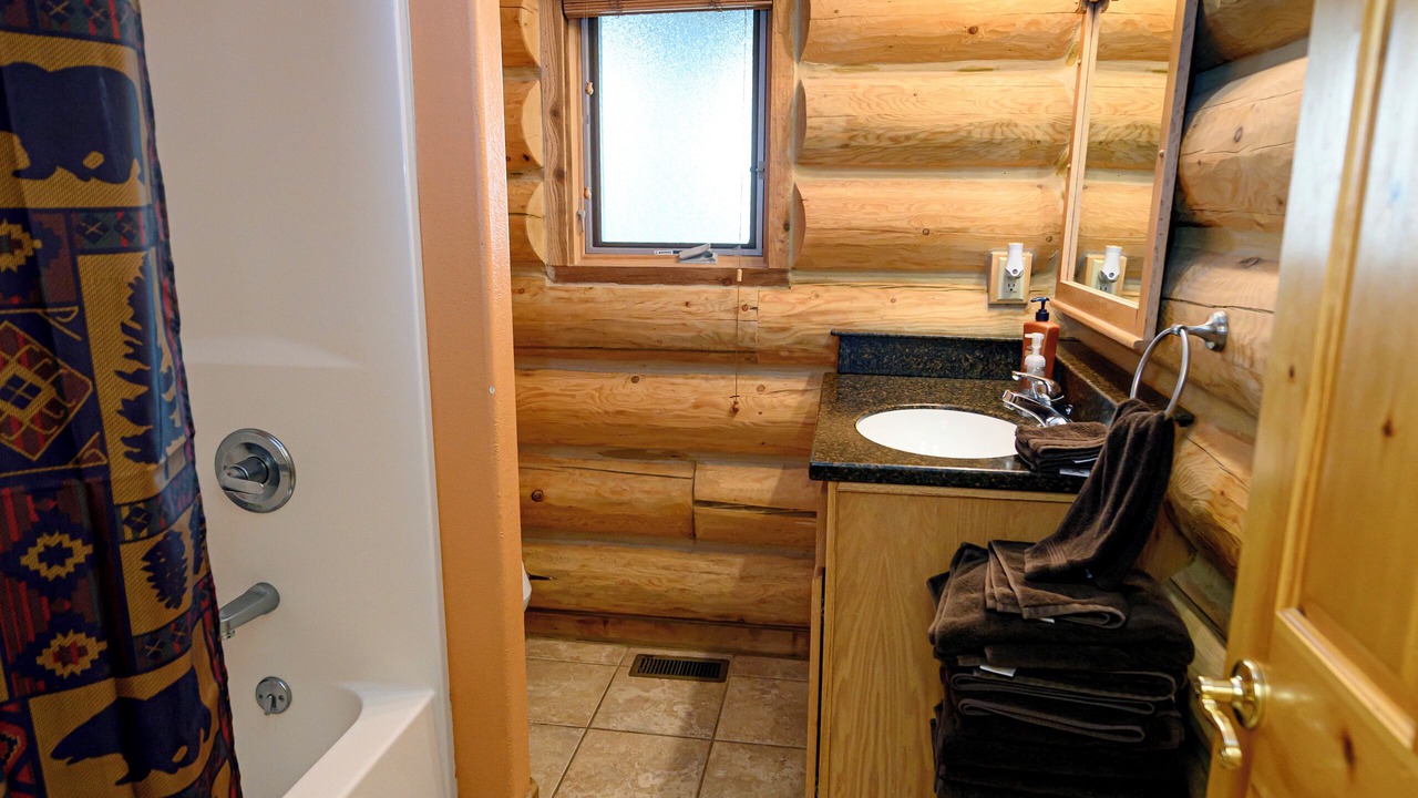 Photo of Bathroom in Cheyenne County