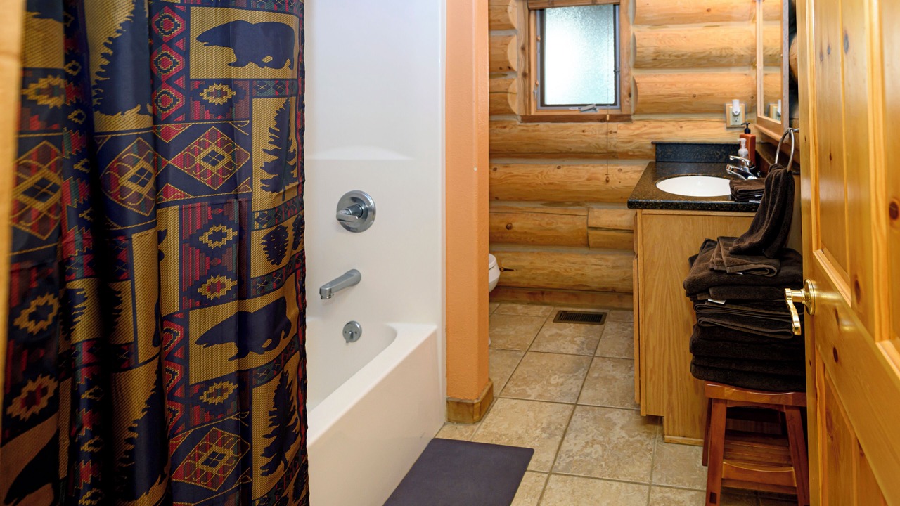Photo of Bathroom in Cheyenne County