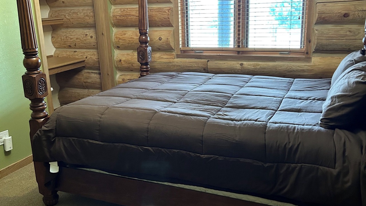 Photo of Bedroom in Cheyenne County