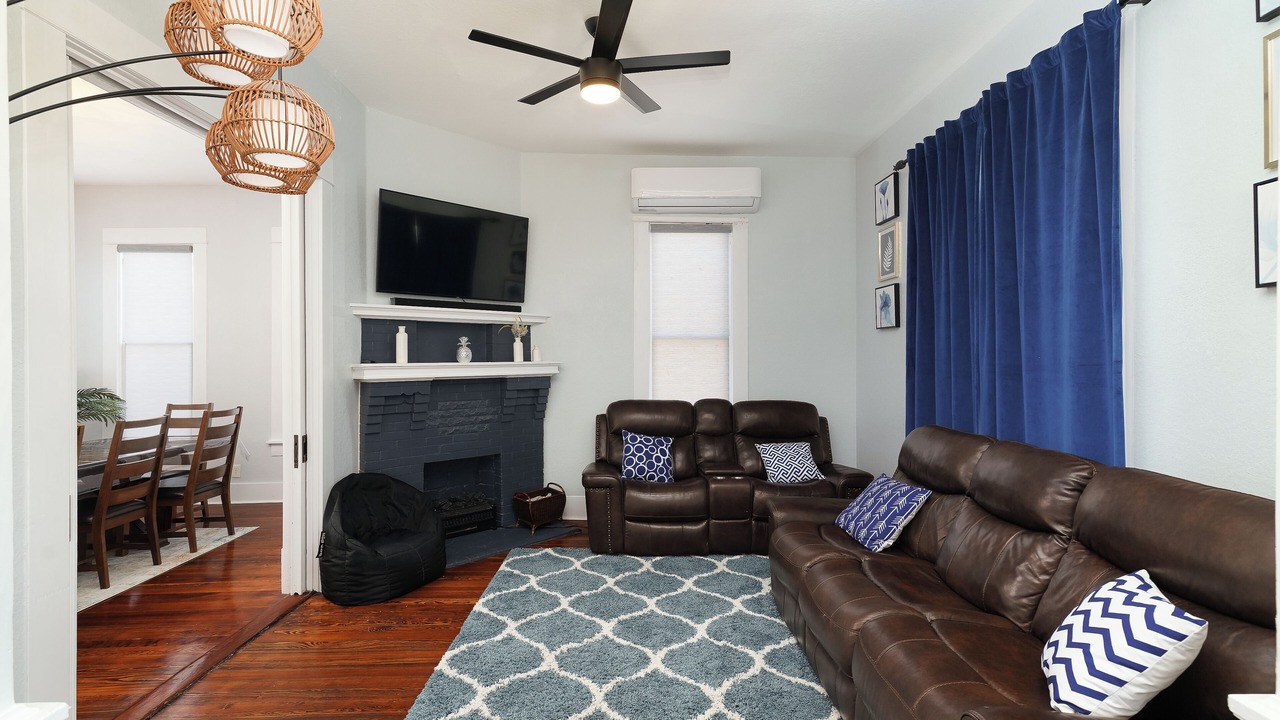Photo of Livingroom in Denver Heights