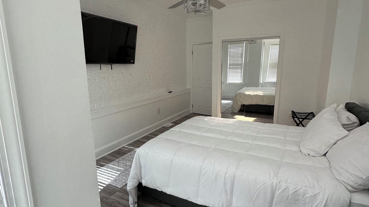 Photo of Bedroom in Chinatown