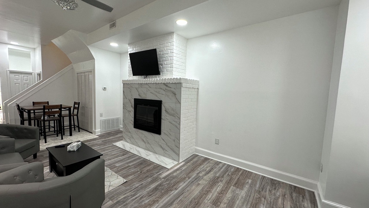 Photo of Livingroom in Chinatown