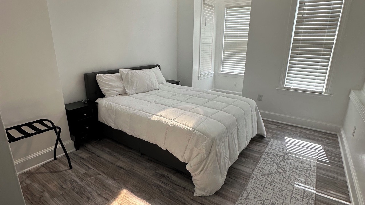 Photo of Bedroom in Chinatown