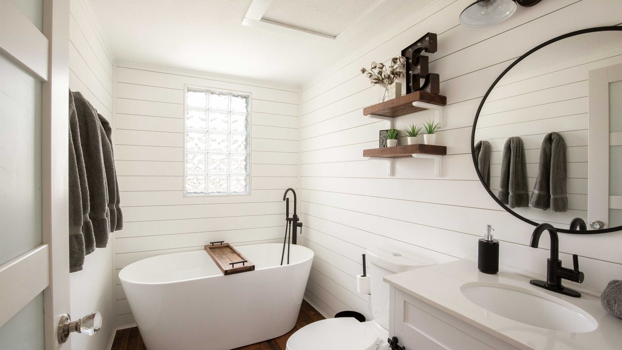 Photo of Bedroom in Paleface Park