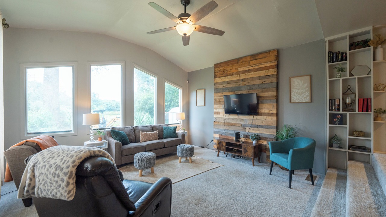 Photo of Livingroom in Ferndale