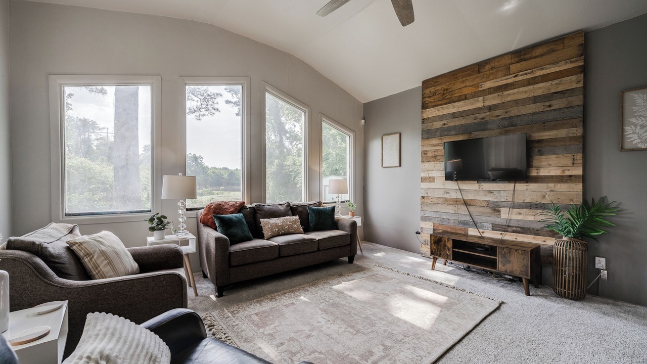 Photo of Livingroom in Ferndale
