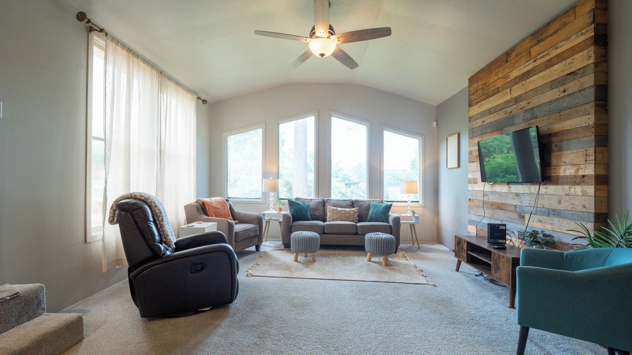 Photo of Livingroom in Ferndale