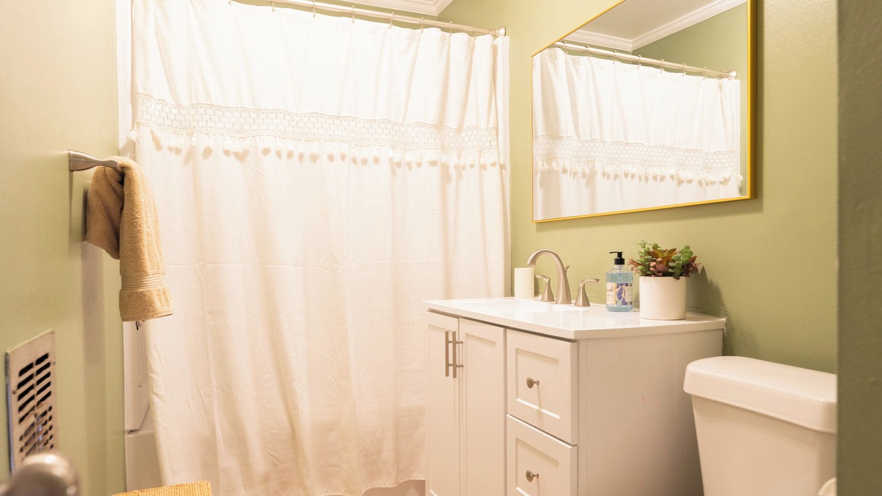 Photo of Bathroom in Ferndale