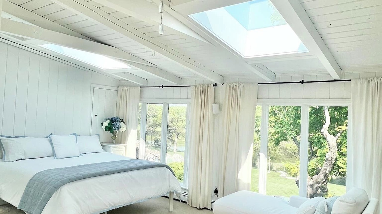 Photo of Bedroom in Cohasset