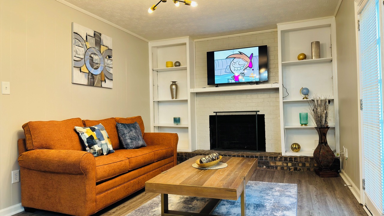 Photo of Livingroom in Five Forks