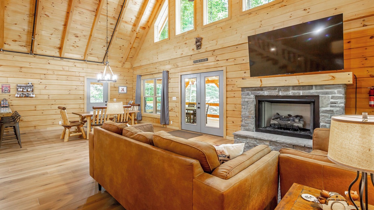 Photo of Livingroom in Lookout Valley Neighborhood Association