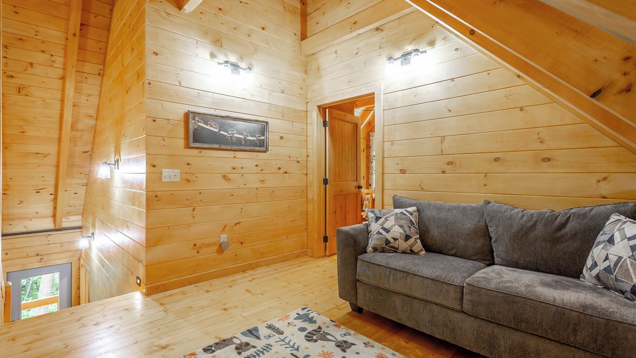 Photo of Livingroom in Lookout Valley Neighborhood Association