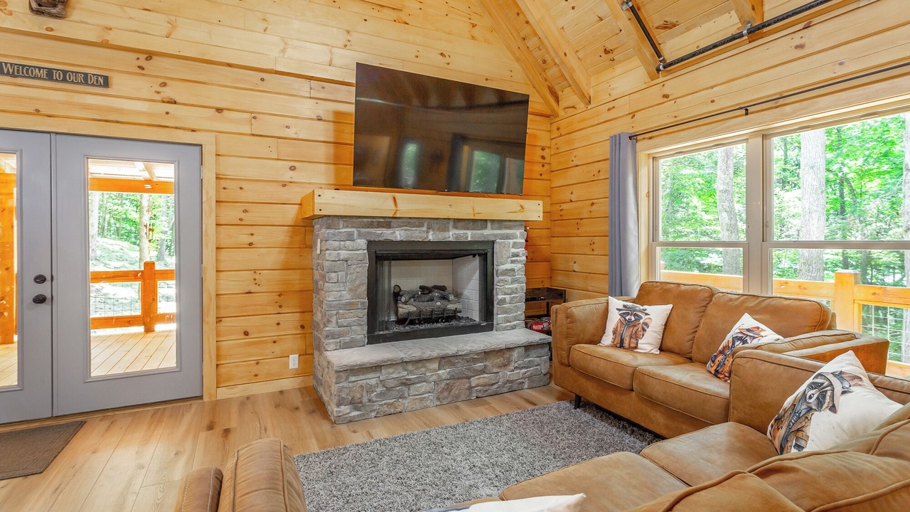 Photo of Livingroom in Lookout Valley Neighborhood Association