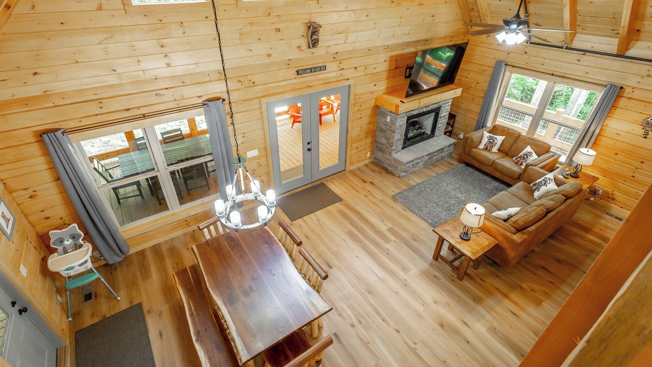 Photo of Livingroom in Lookout Valley Neighborhood Association