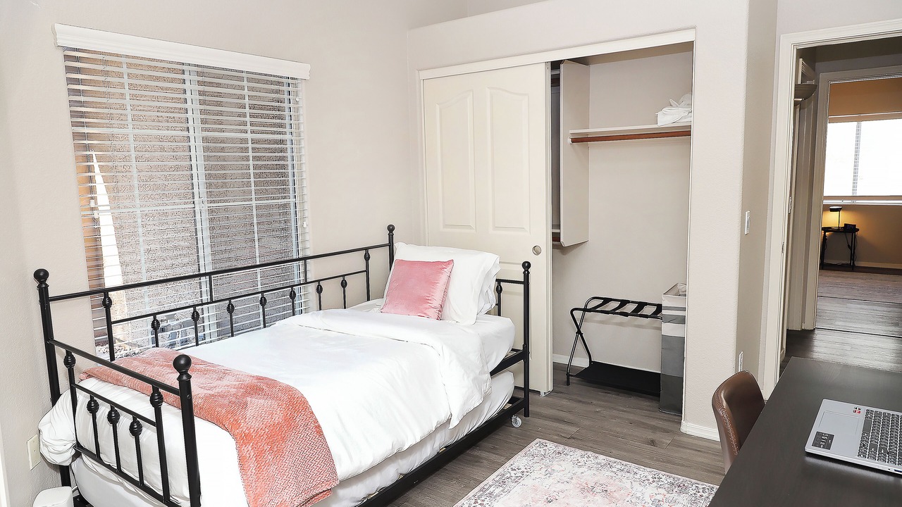 Photo of Bedroom in Superstition Springs
